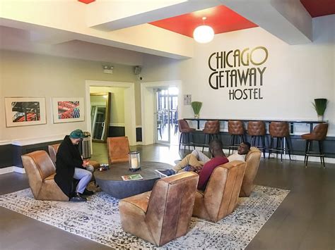 chicago getaway hostel reviews|More.